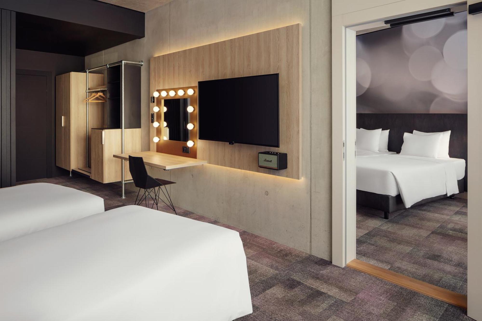 Stages Hotel Prague, A Tribute Portfolio Hotel Exterior foto
